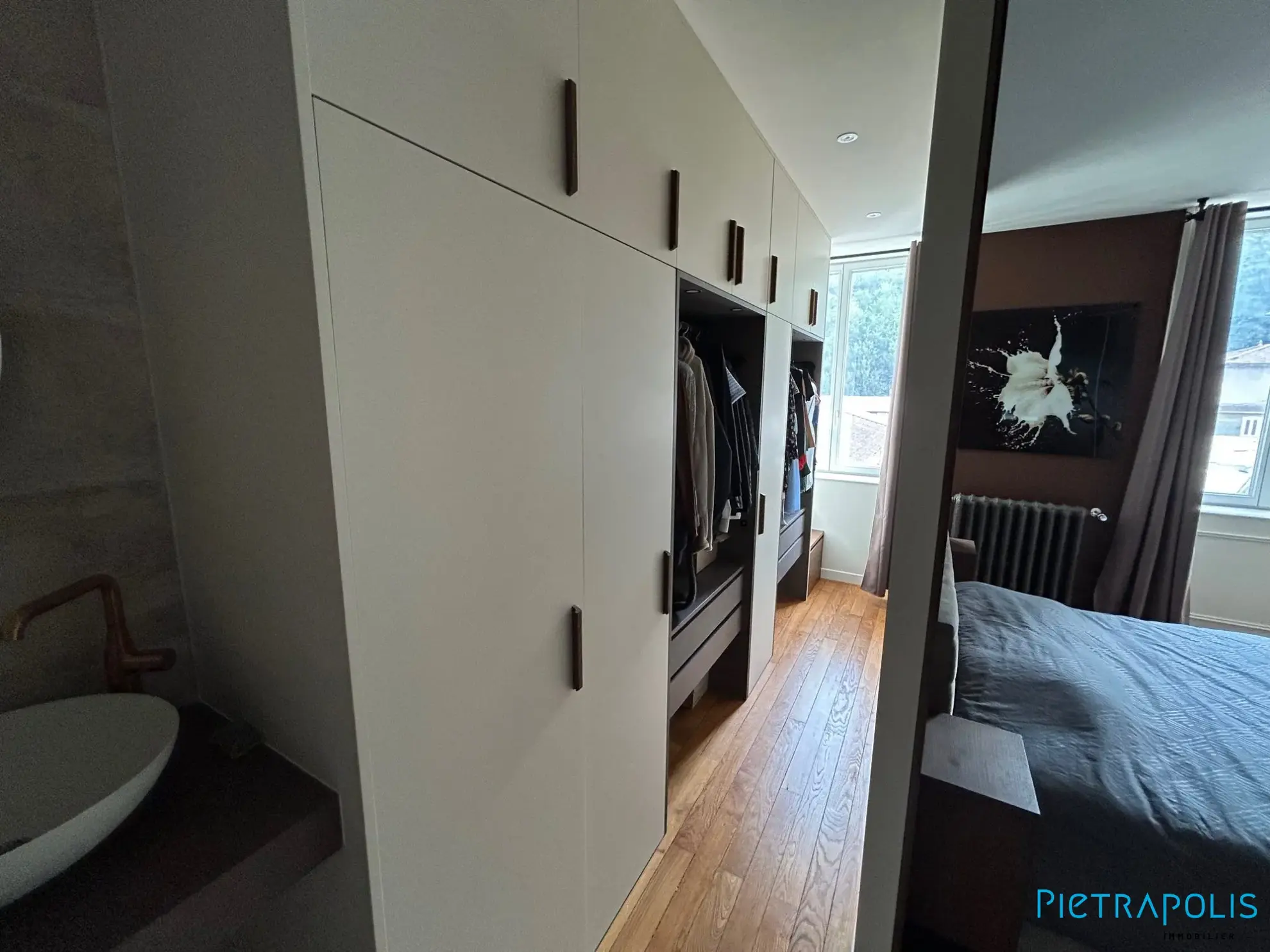Appartement de 70 m² avec suites et cuisine équipée à Tarare 