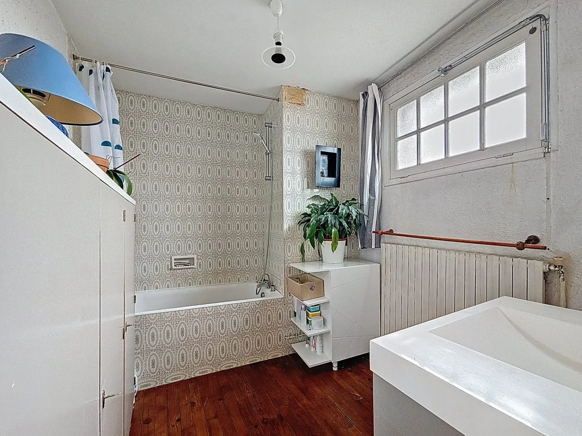À vendre maison de ville à Lanta - 67 m², 3 niveaux, balcon, à rénover 