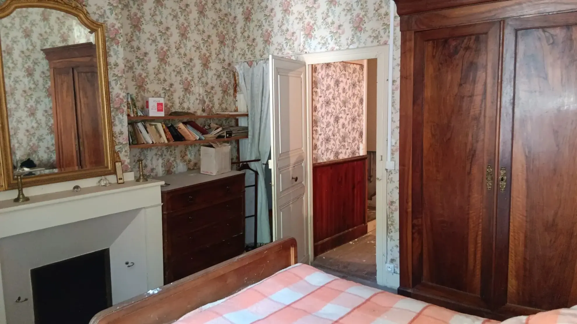 Maison à vendre avec vue sur les montagnes à Saint-Béat-Lez - 180 m² à rénover 