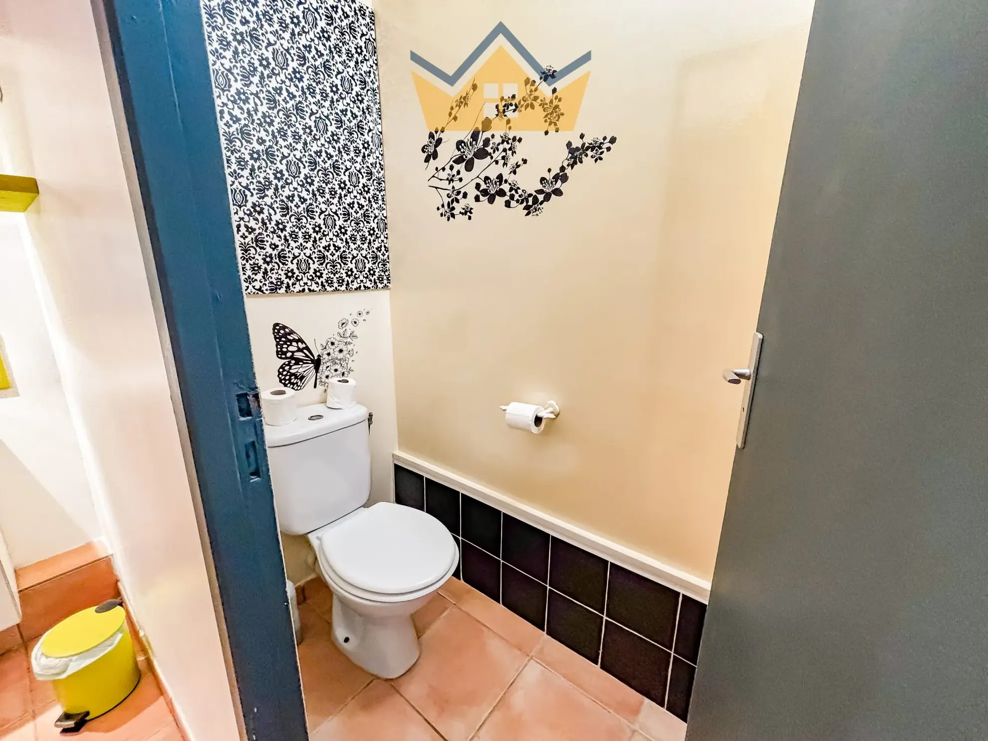 Appartement T1 meublé à Sainte-Anne en Martinique avec terrasse et jardin 