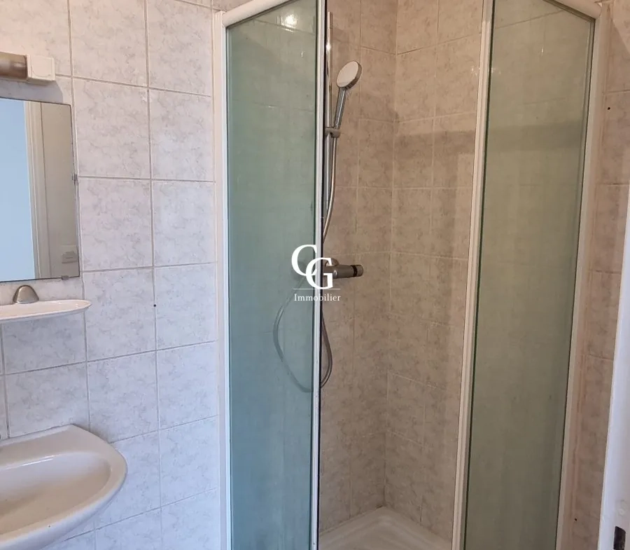 Appartement T2 à La Montagne - 40,50 m² avec balcon et emplacement privilégié 