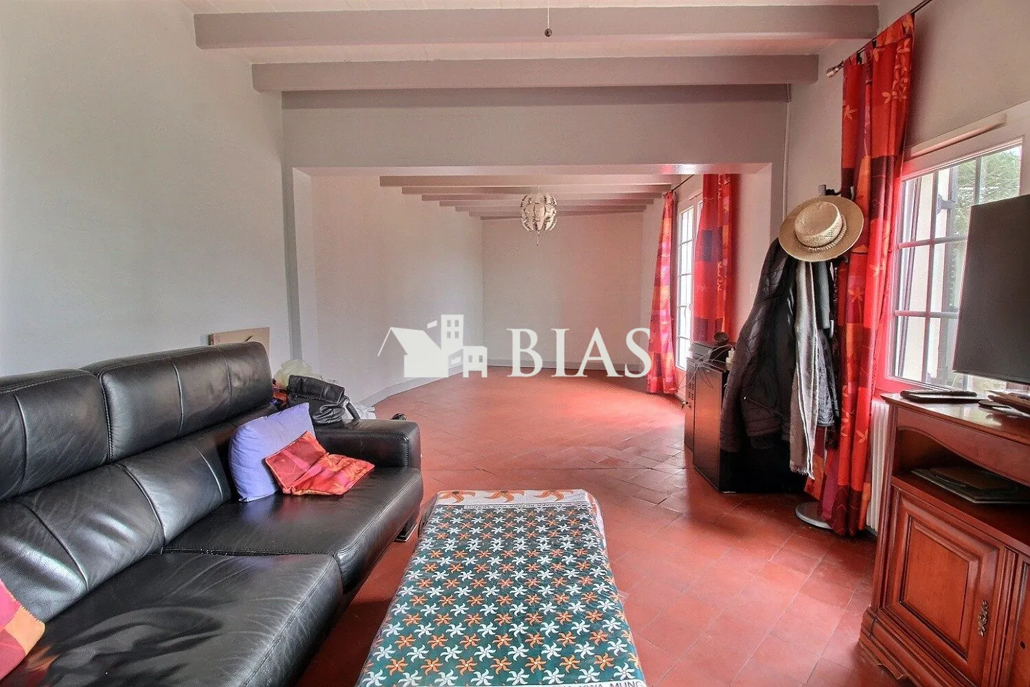 Maison normande à Bourg-Achard avec 2 chambres et terrain de 340 m² 