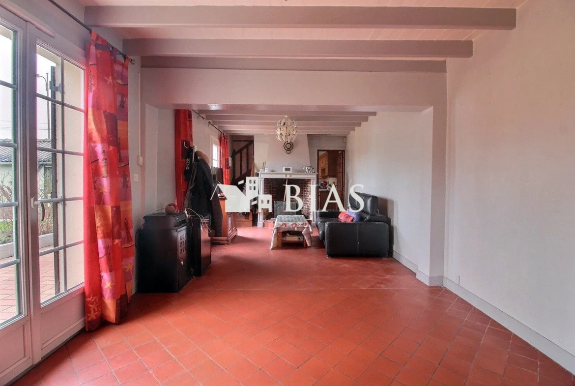 Maison normande à Bourg-Achard avec 2 chambres et terrain de 340 m² 