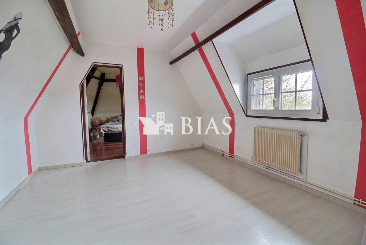 Maison normande à Bourg-Achard avec 2 chambres et terrain de 340 m² 