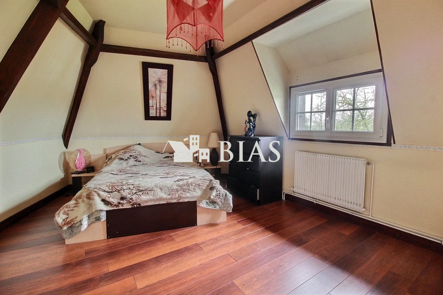Maison normande à Bourg-Achard avec 2 chambres et terrain de 340 m² 