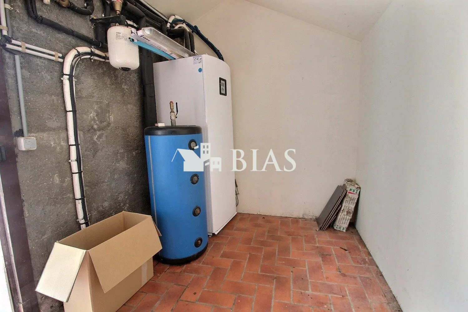 Maison normande à Bourg-Achard avec 2 chambres et terrain de 340 m² 
