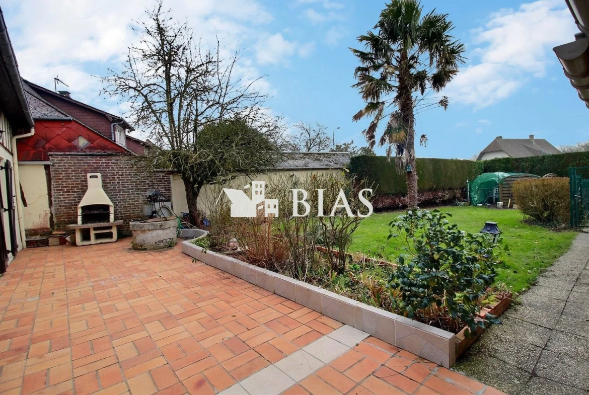Maison normande à Bourg-Achard avec 2 chambres et terrain de 340 m² 