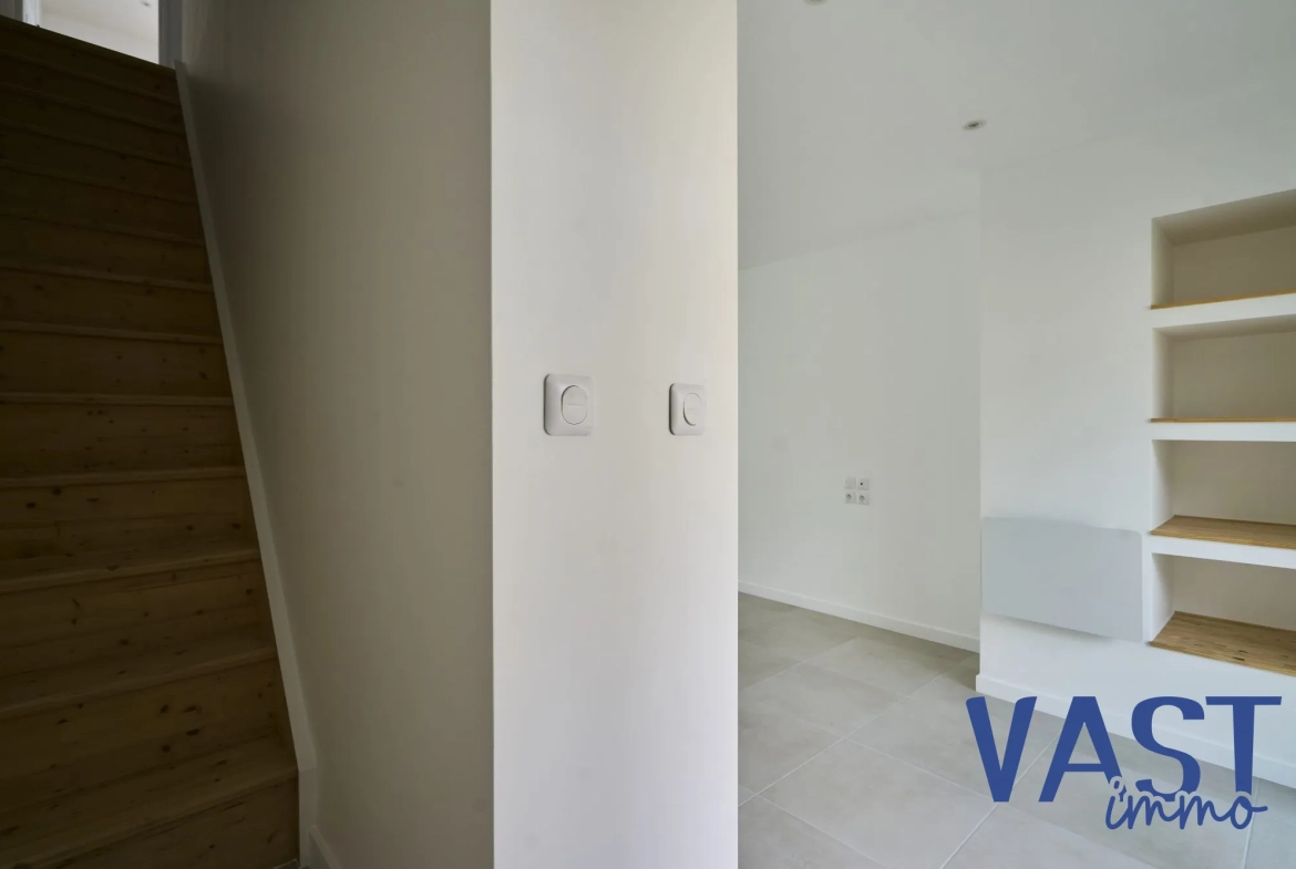 Maison ancienne rénovée avec 3 chambres, terrasse et jardin à Wattrelos 