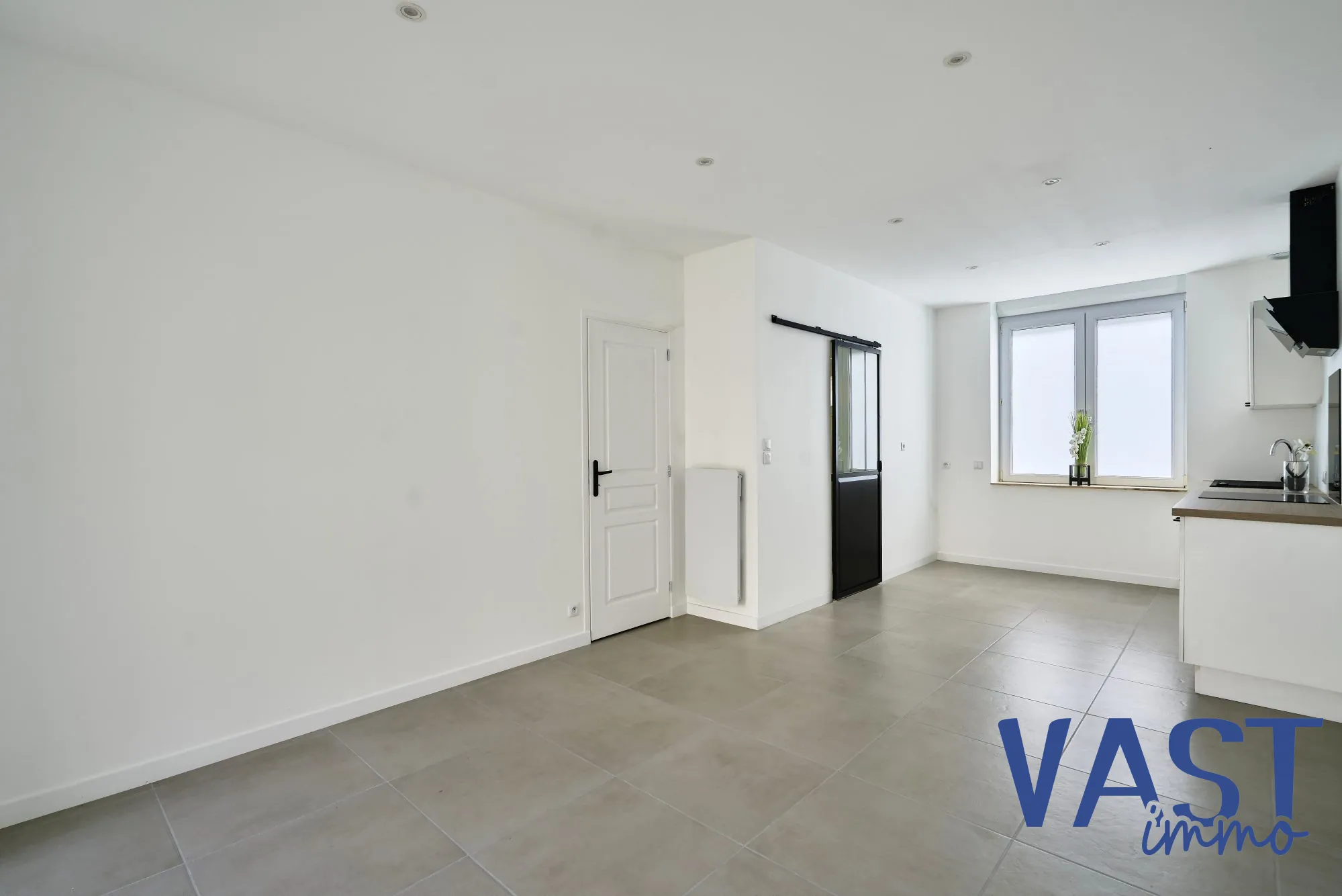 Maison ancienne rénovée avec 3 chambres, terrasse et jardin à Wattrelos 
