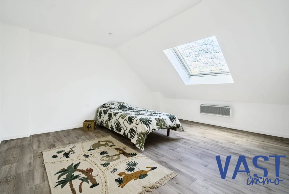 Maison ancienne rénovée avec 3 chambres, terrasse et jardin à Wattrelos 