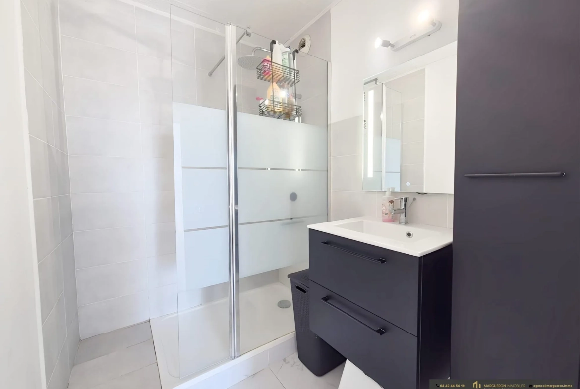 Appartement 3 pièces à vendre à Port-de-Bouc – 70 m², parking, rénové 