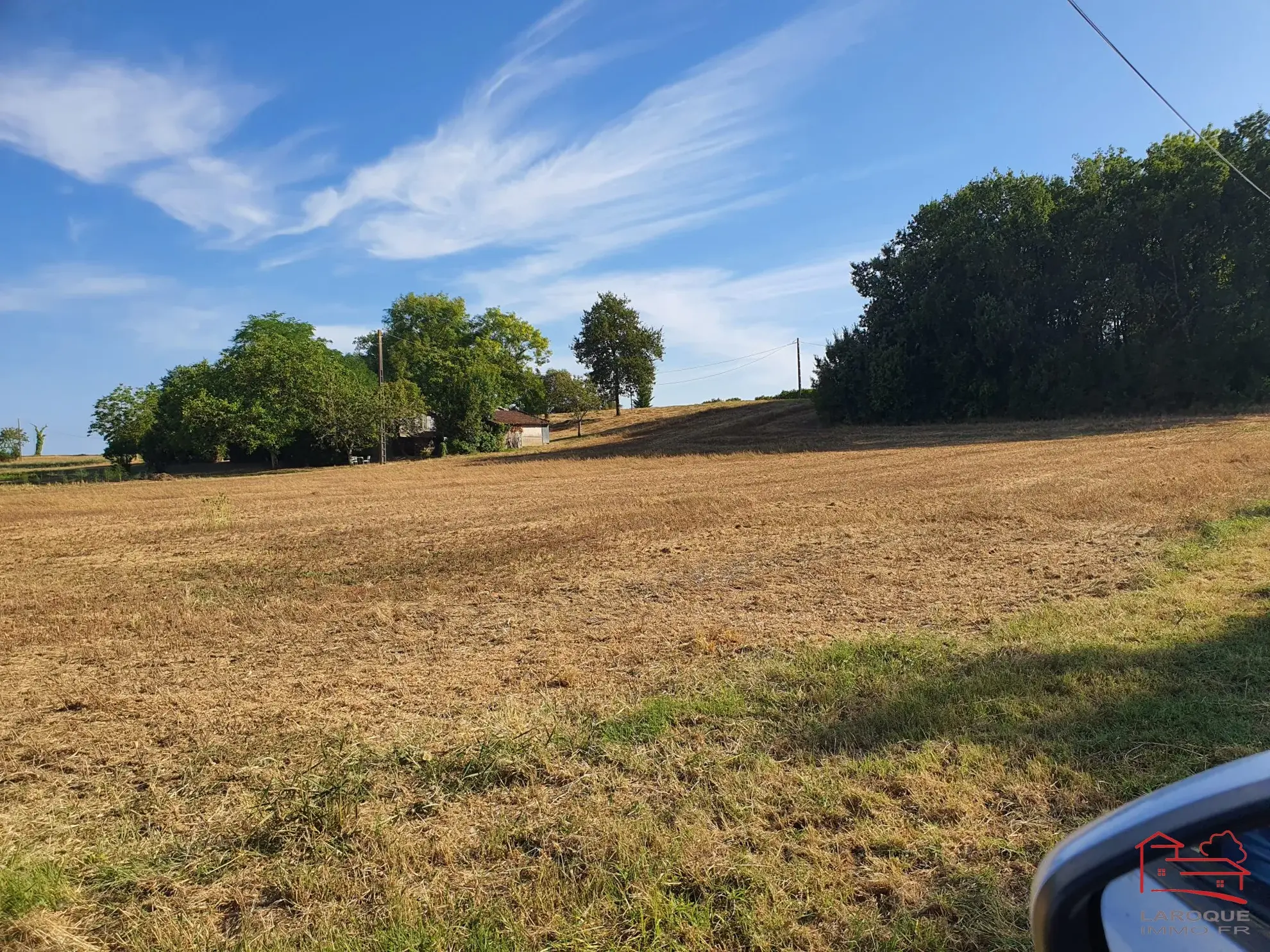 Terrain constructible de 3 100 m² proche Agen et Villeneuve-sur-Lot 