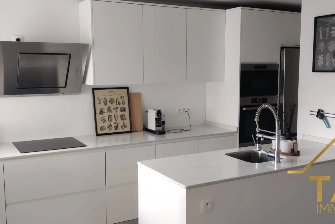 Appartement T3 lumineux avec balcon à Trappes, résidence sécurisée 