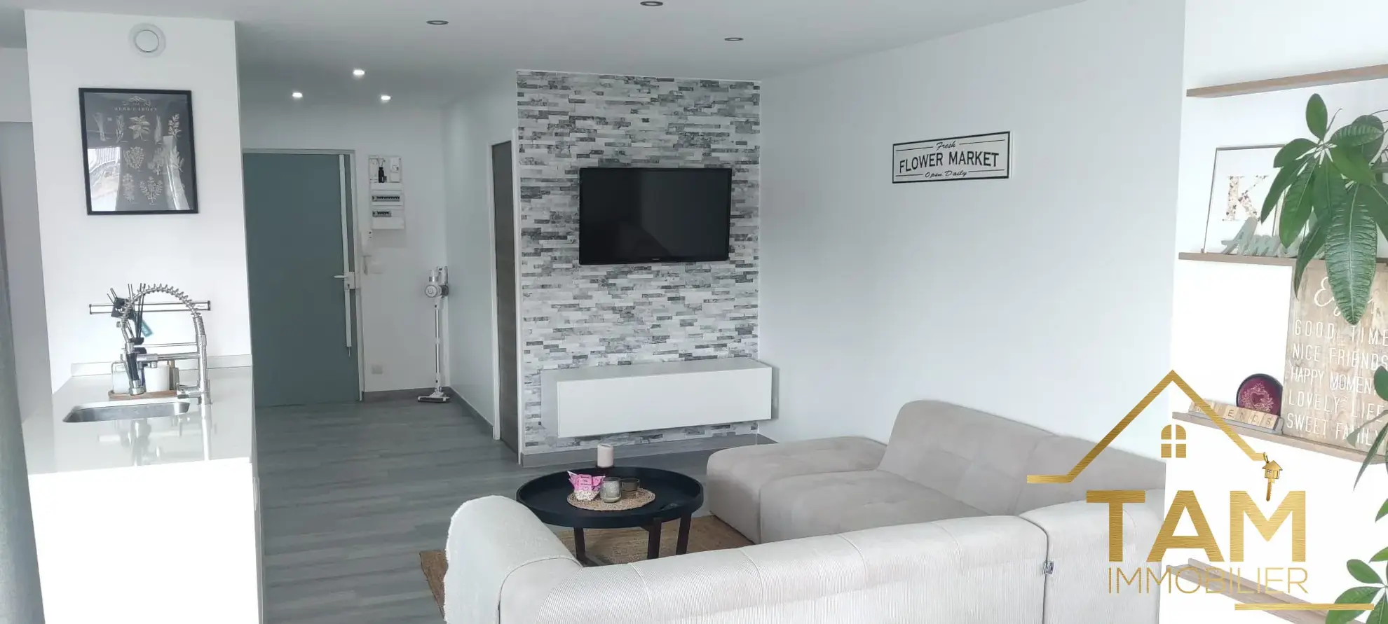 Appartement T3 lumineux avec balcon à Trappes, résidence sécurisée 