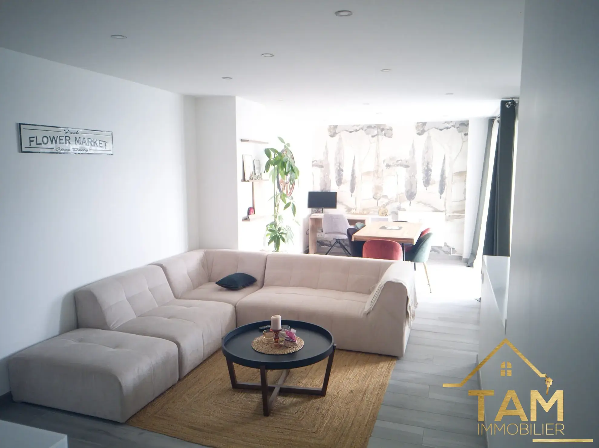 Appartement T3 lumineux avec balcon à Trappes, résidence sécurisée 