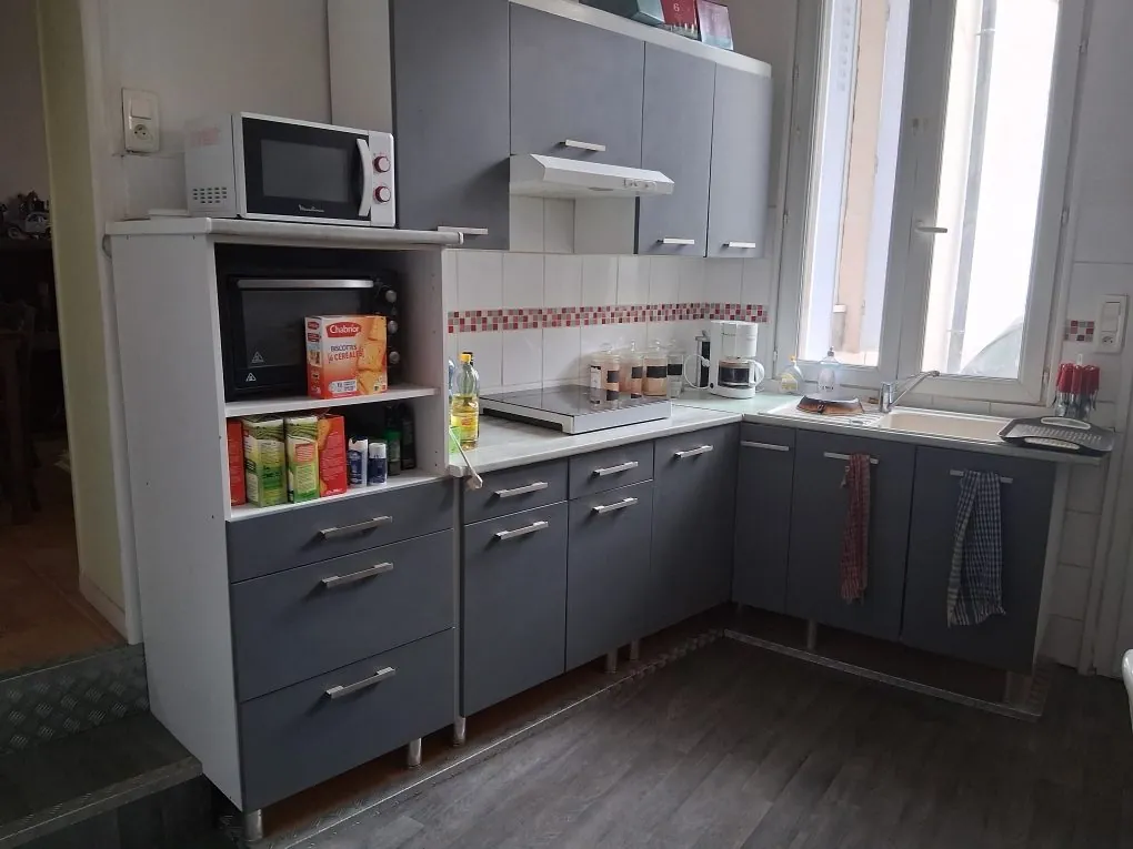 Vichy centre T2 50m² + pièce indépendante 15m² - Investissement locatif ou transformation en studio 