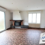 Maison 4 chambres avec garage et terrain à Beauquesne, 120 m²