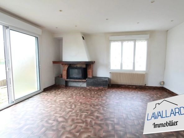 Maison 4 chambres avec garage et terrain à Beauquesne, 120 m²