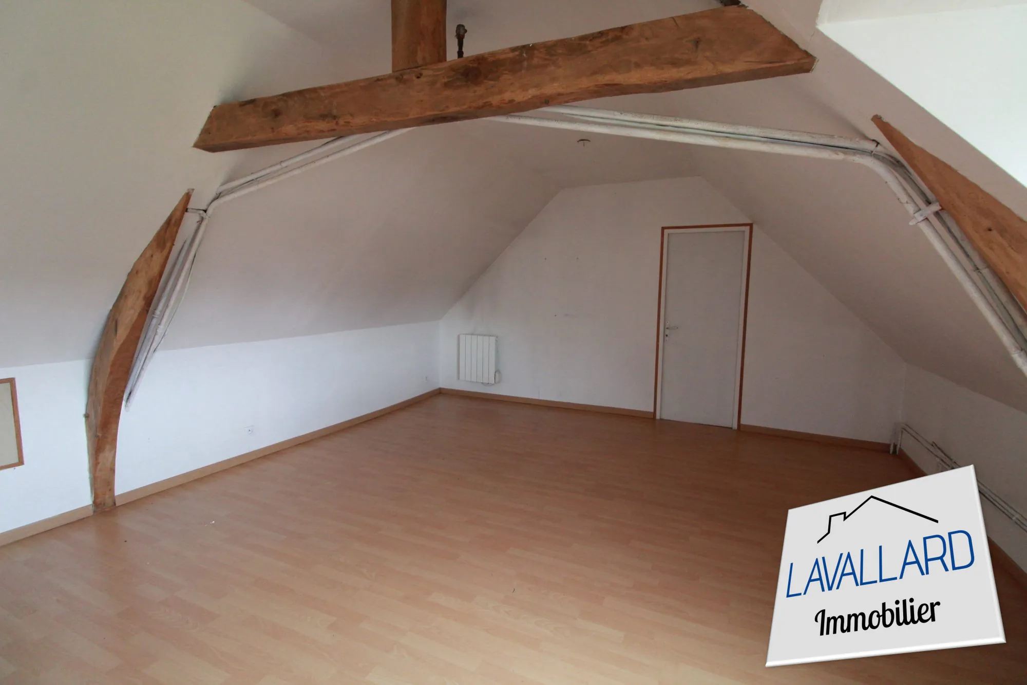 Maison 4 chambres avec garage et terrain à Beauquesne, 120 m² 