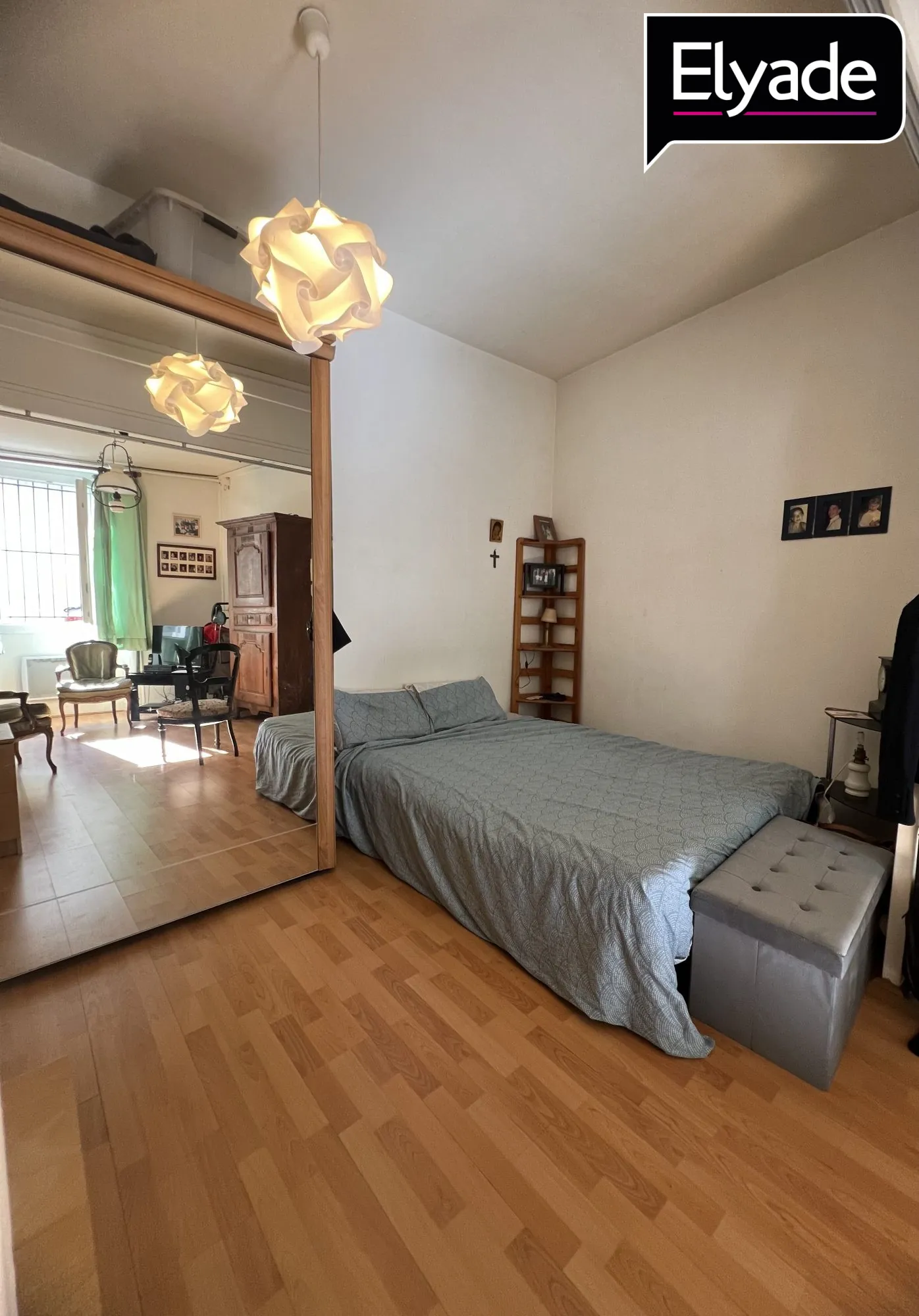 Appartement T1 bis lumineux à vendre dans le quartier des Chartrons à Bordeaux 