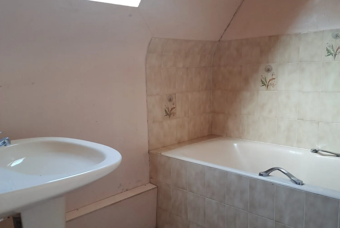 Maison à vendre à Fécamp avec vue mer et grand potentiel 