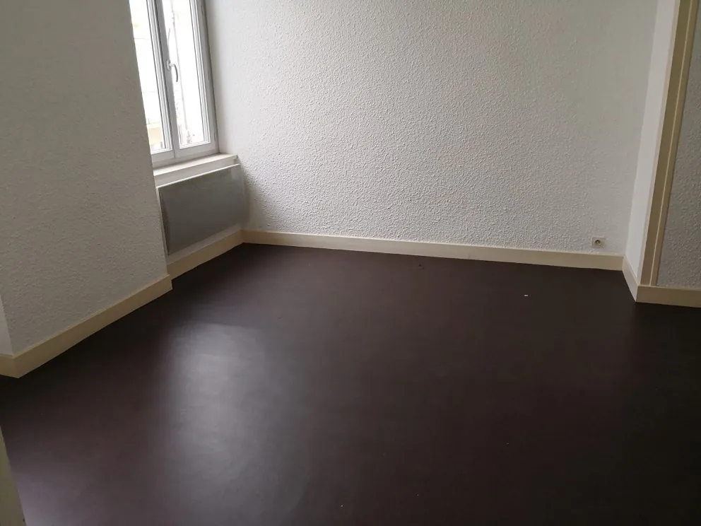Lot de 4 appartements loués en centre-ville de Montluçon - Investissement rentable 
