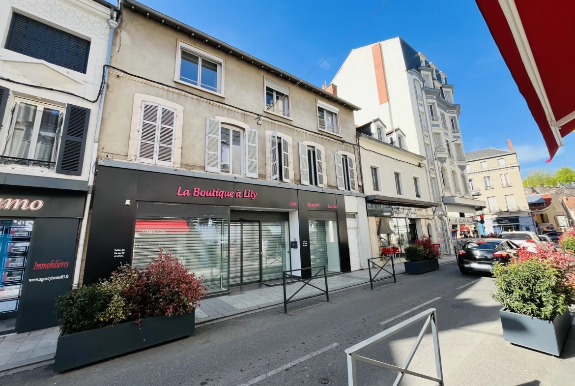 Lot de 4 appartements loués en centre-ville de Montluçon - Investissement rentable 