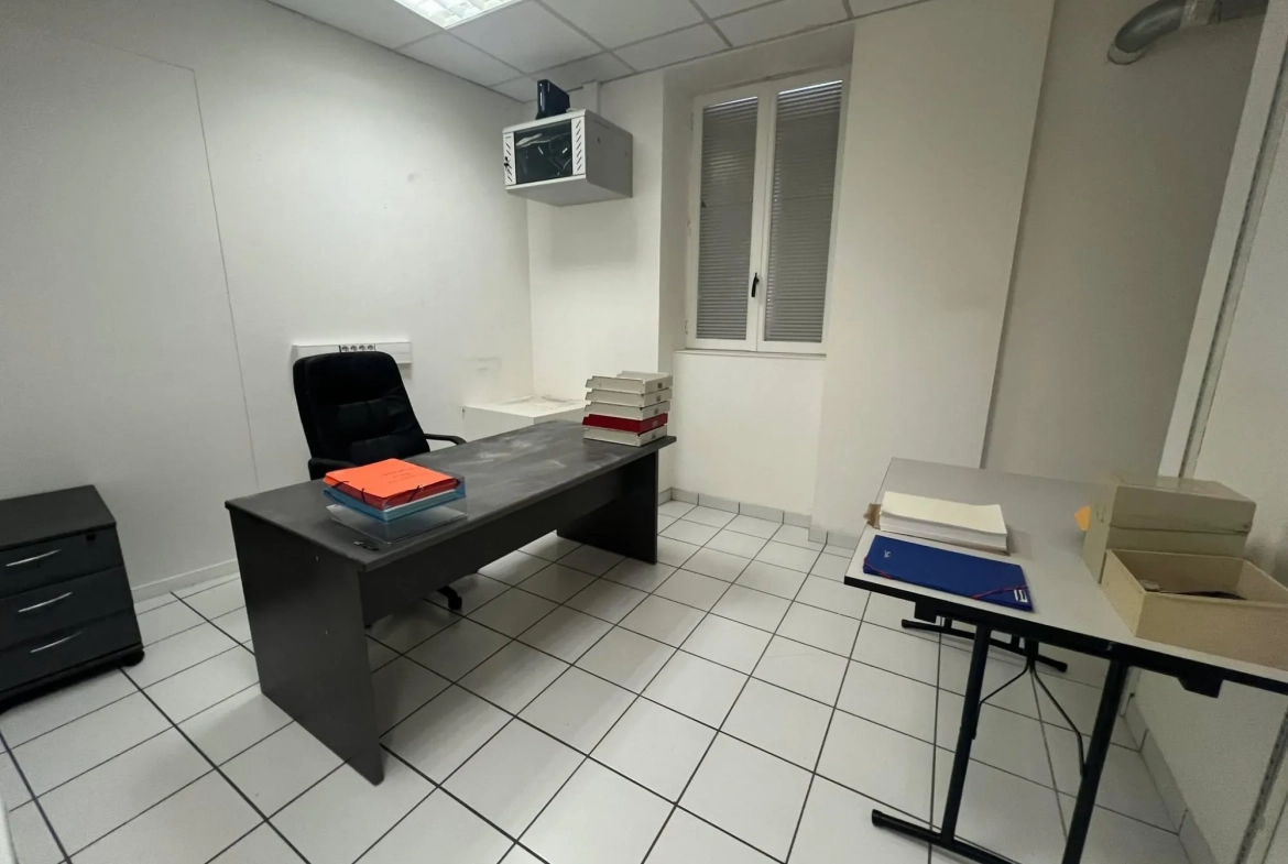 Lot de 4 appartements loués en centre-ville de Montluçon - Investissement rentable 