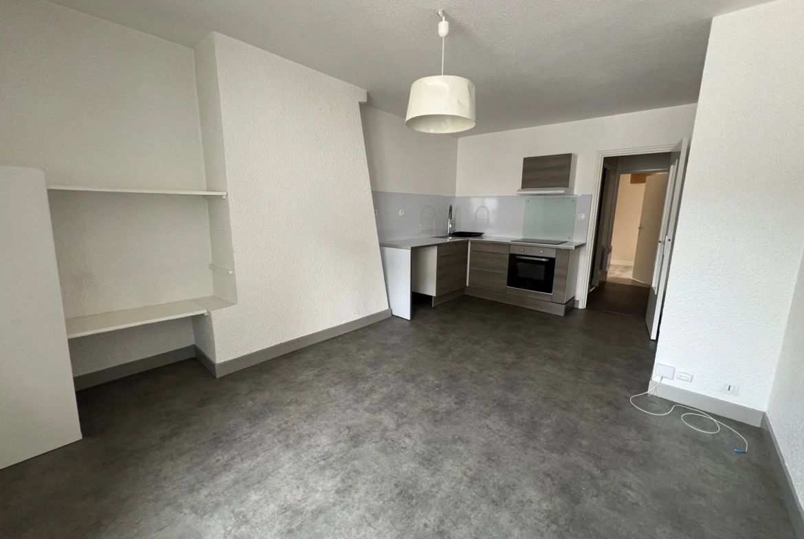 Lot de 4 appartements loués en centre-ville de Montluçon - Investissement rentable 