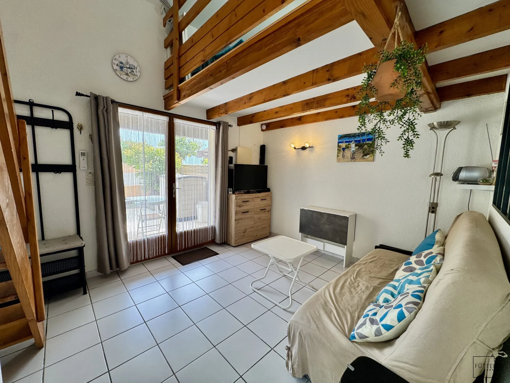 Pavillon 2 pièces avec mezzanine, vue mer, piscine, Narbonne-Plage 