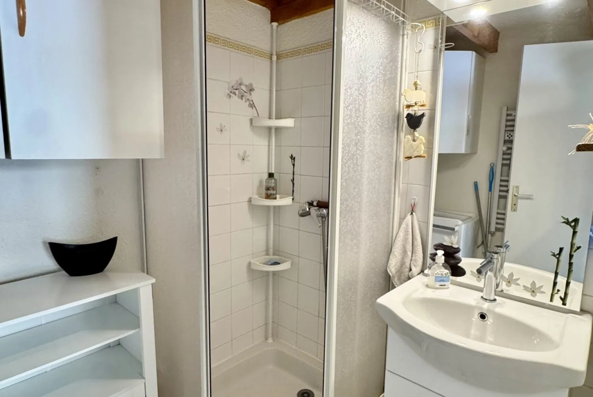 Pavillon 2 pièces avec mezzanine, vue mer, piscine, Narbonne-Plage 