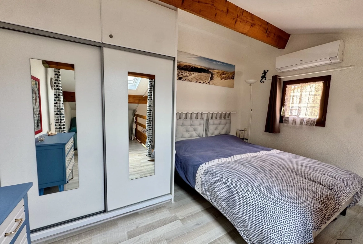 Pavillon 2 pièces avec mezzanine, vue mer, piscine, Narbonne-Plage 