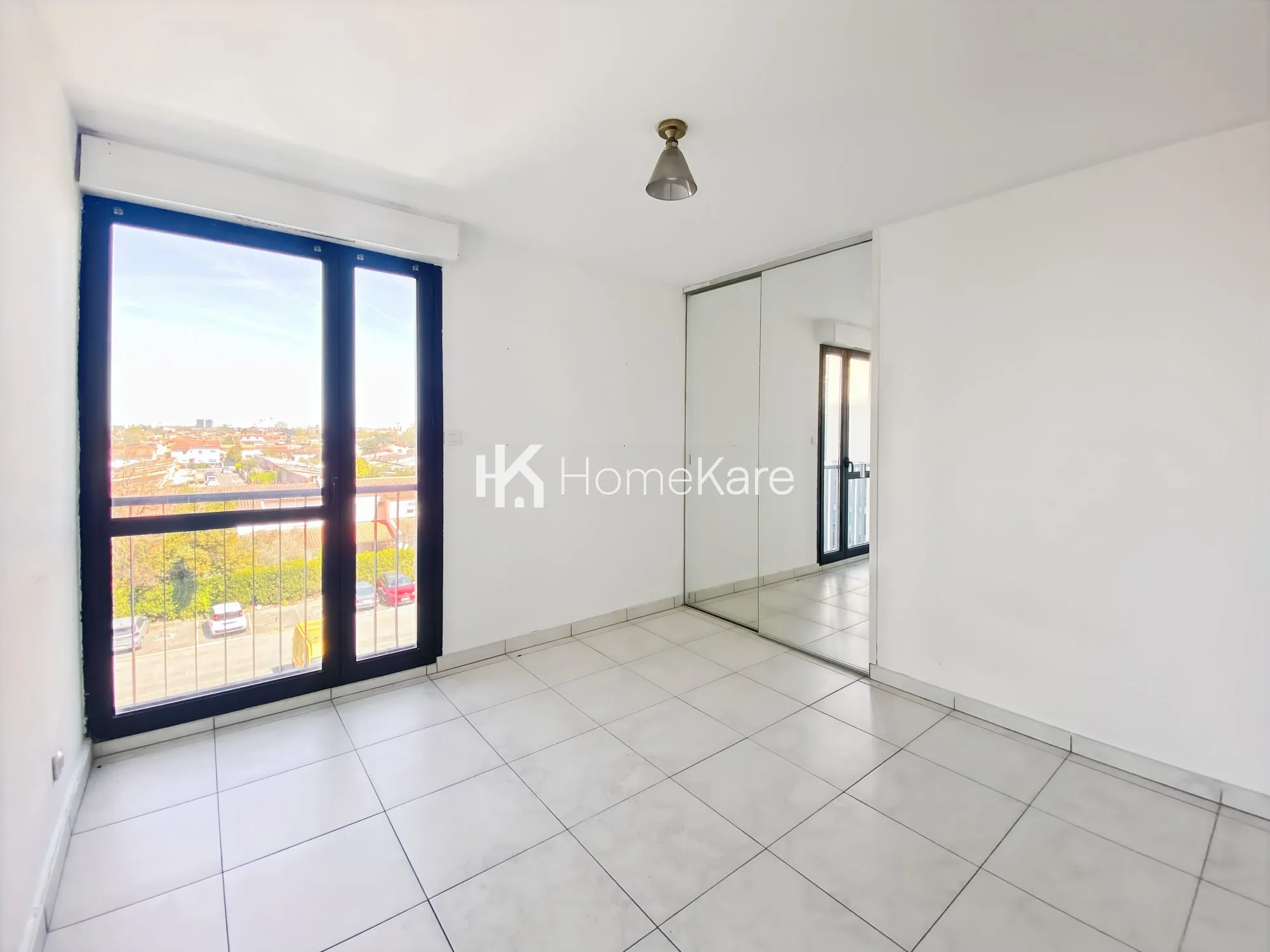 Appartement T4 à Toulouse - Loggia, Cave et Parking - Idéal Investisseur ou Famille 