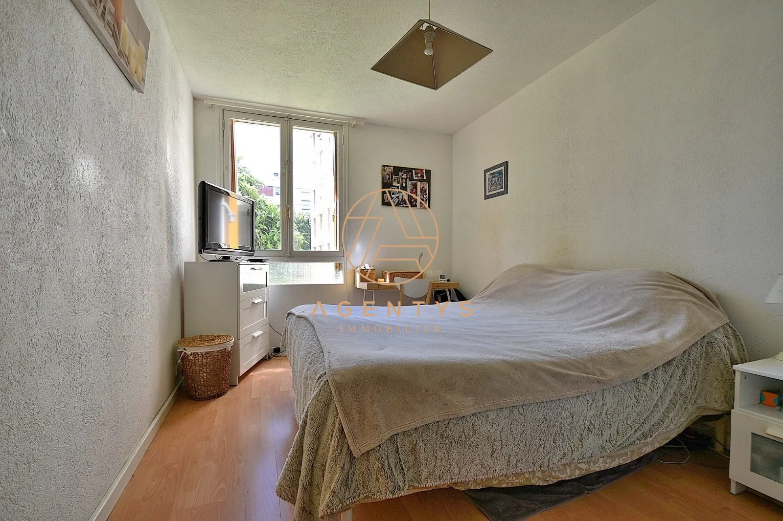 Appartement T2 lumineux à Champigny-sur-Marne avec vue et cave 