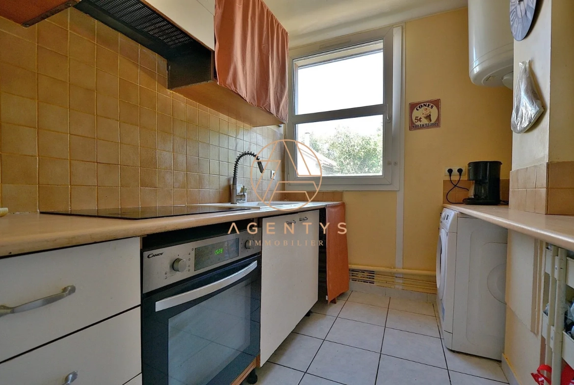 Appartement T2 lumineux à Champigny-sur-Marne avec vue et cave 