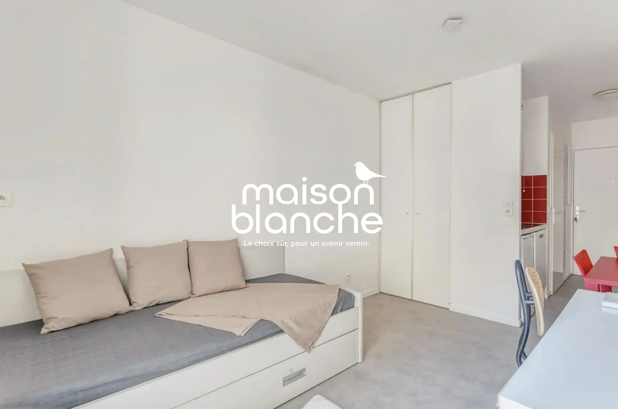 Investissement LMNP à Saint Ouen (93) – Appartement meublé sécurisé avec rendement attractif 