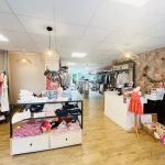 Fond de commerce prêt-à-porter enfants à vendre à Caudry - Bonne visibilité