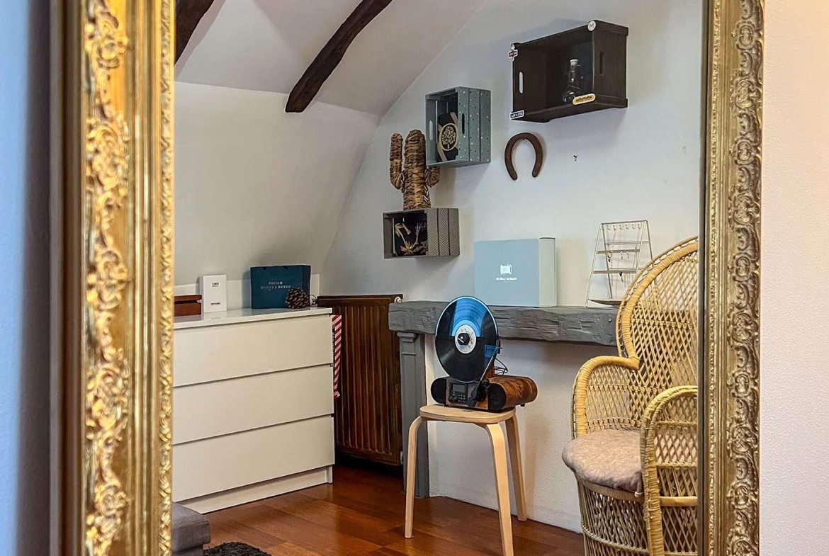 Charmant appartement 3 pièces avec charme ancien à Aurillac secteur Carmes 