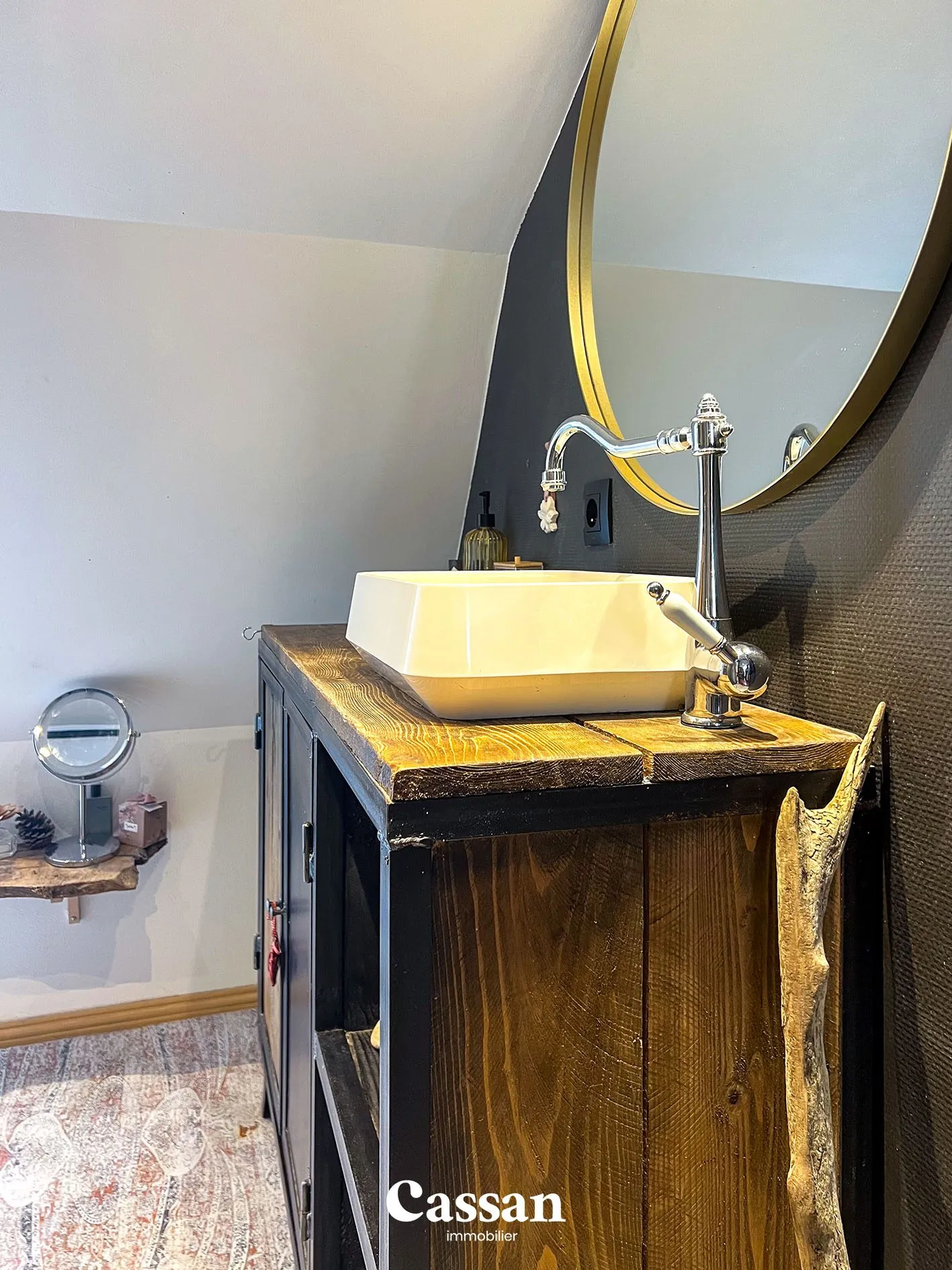 Charmant appartement 3 pièces avec charme ancien à Aurillac secteur Carmes 