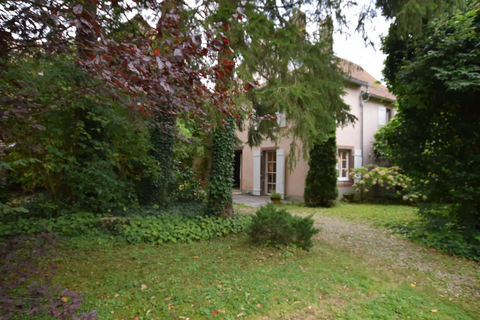 Belle demeure rénovée de 1800 avec jardin et terrasse à Vyans-le-Val - Bussurel 