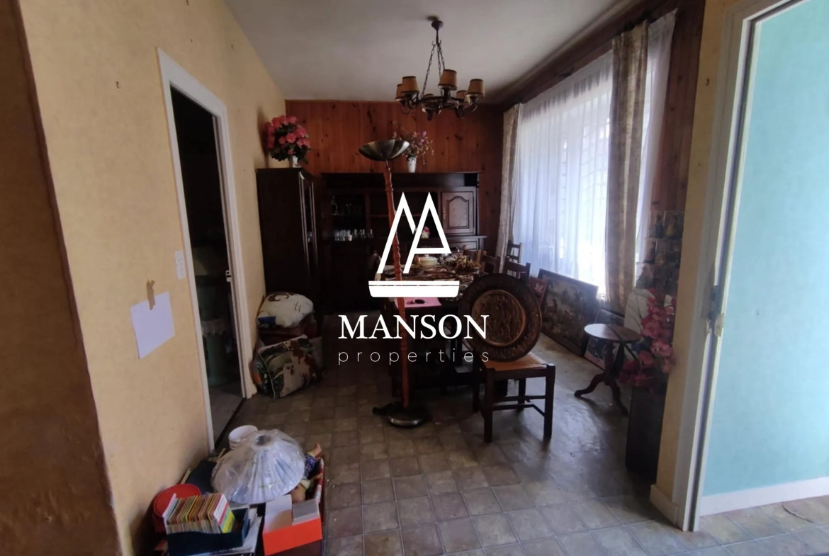 Maison à rénover de 88m² à Ploëzal, Côtes-d'Armor 