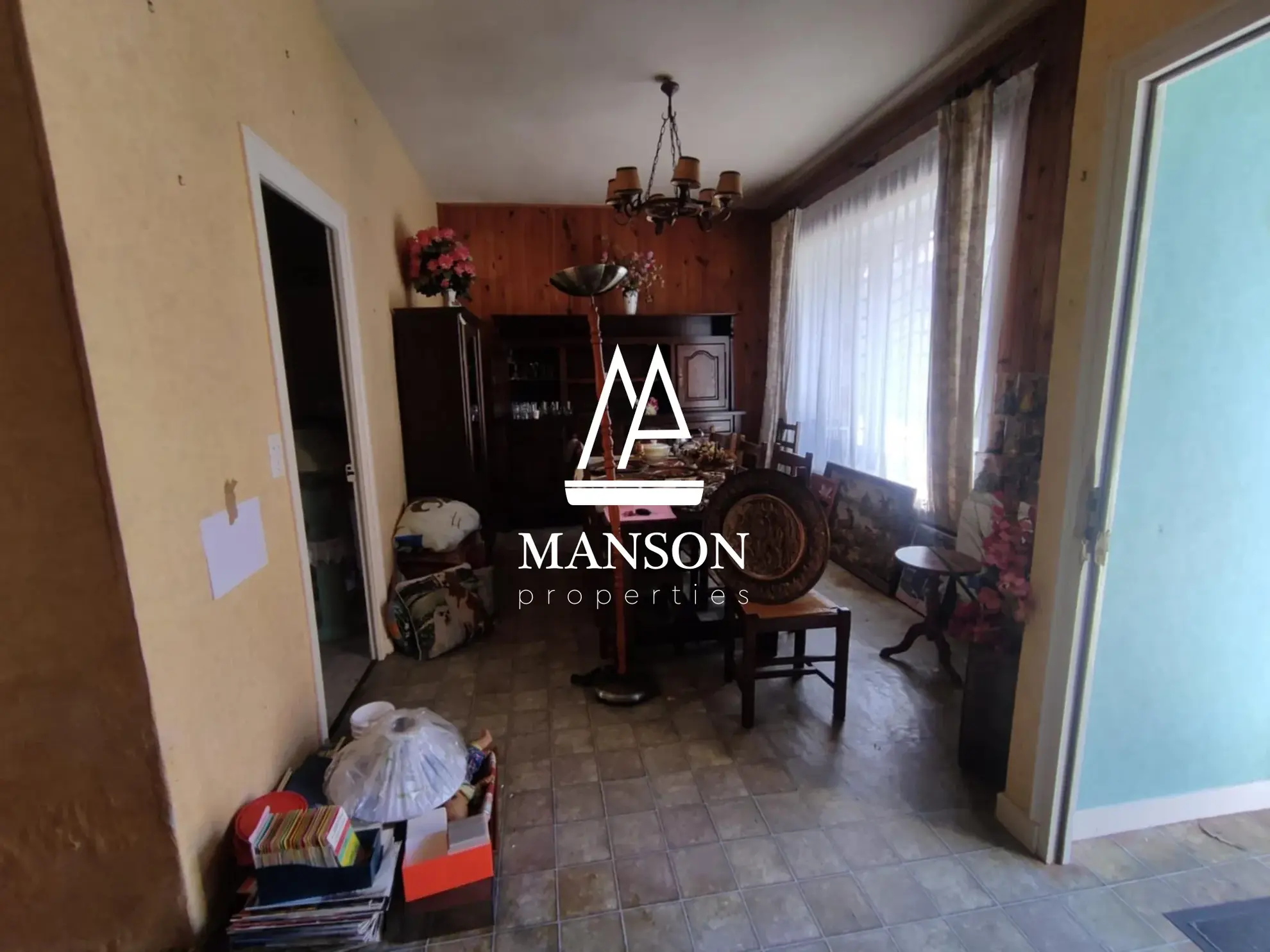 Maison à rénover de 88m² à Ploëzal, Côtes-d'Armor 