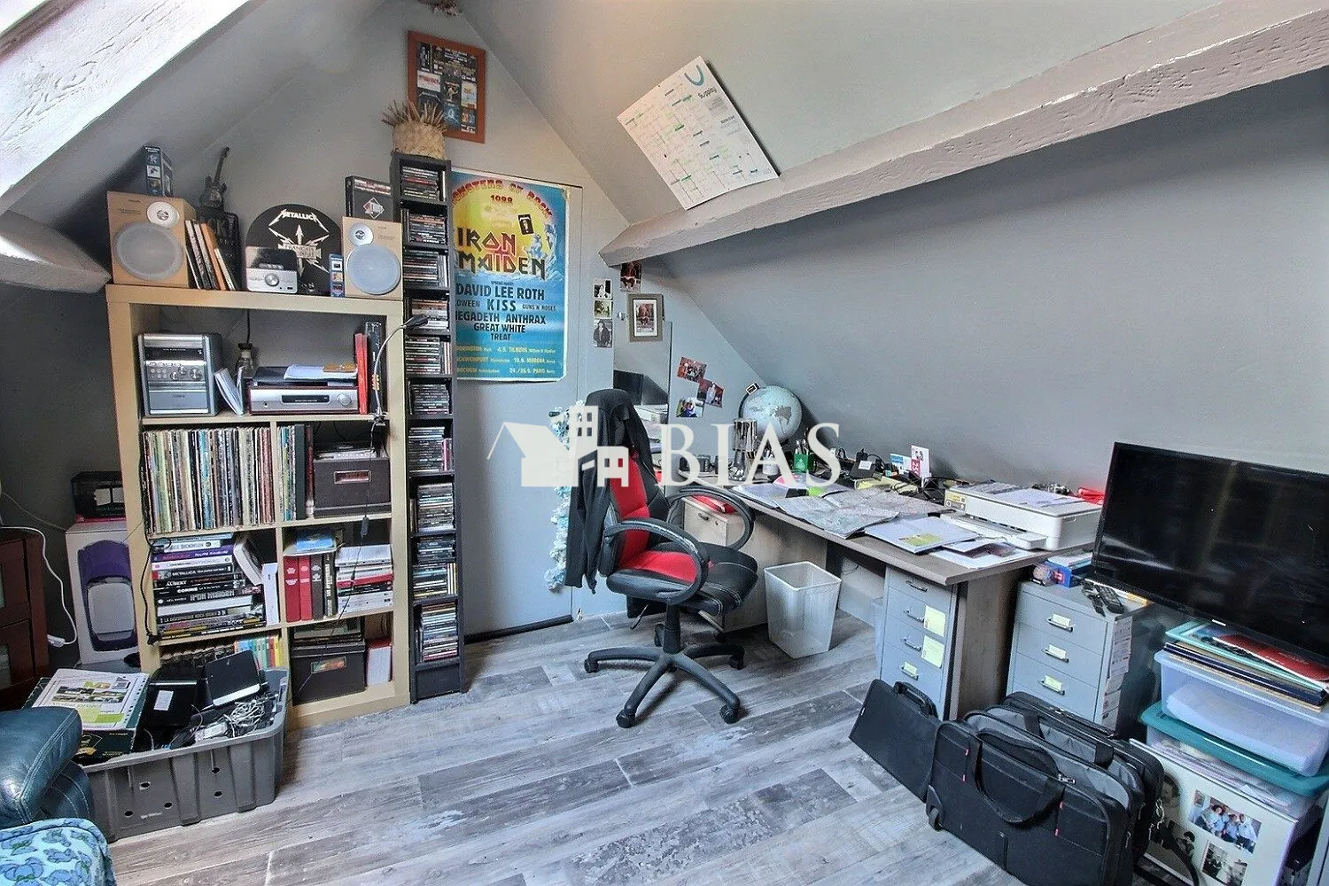 Maison de plain-pied à Caudebec-lès-Elbeuf avec jardin et garage 