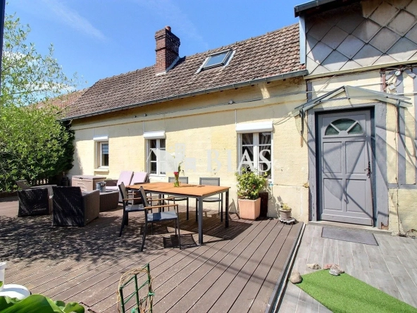 Maison de plain-pied à Caudebec-lès-Elbeuf avec jardin et garage