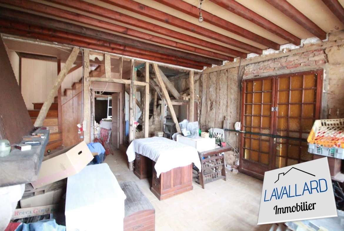 Maison à rénover à Hérissart – 92 m², terrain de 740 m², fort potentiel 