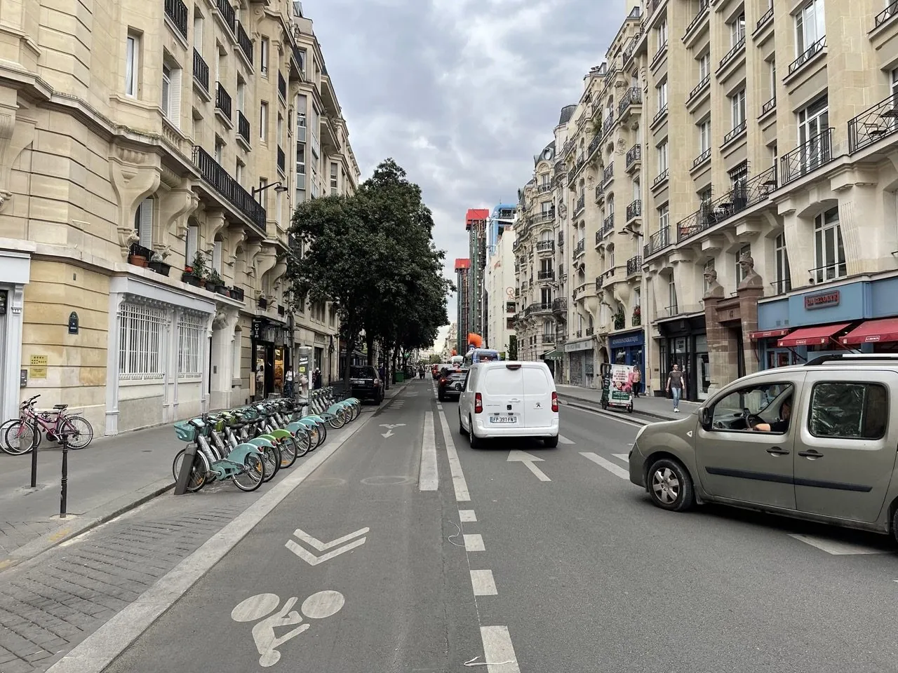 Fonds de commerce de restauration asiatique avec forte visibilité à Paris 3ème 