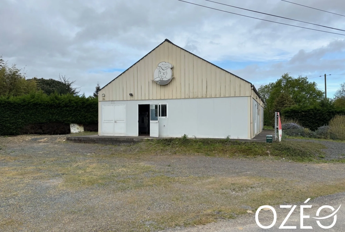 Local professionnel de 165 m² avec bureau et sanitaires à Belligné 