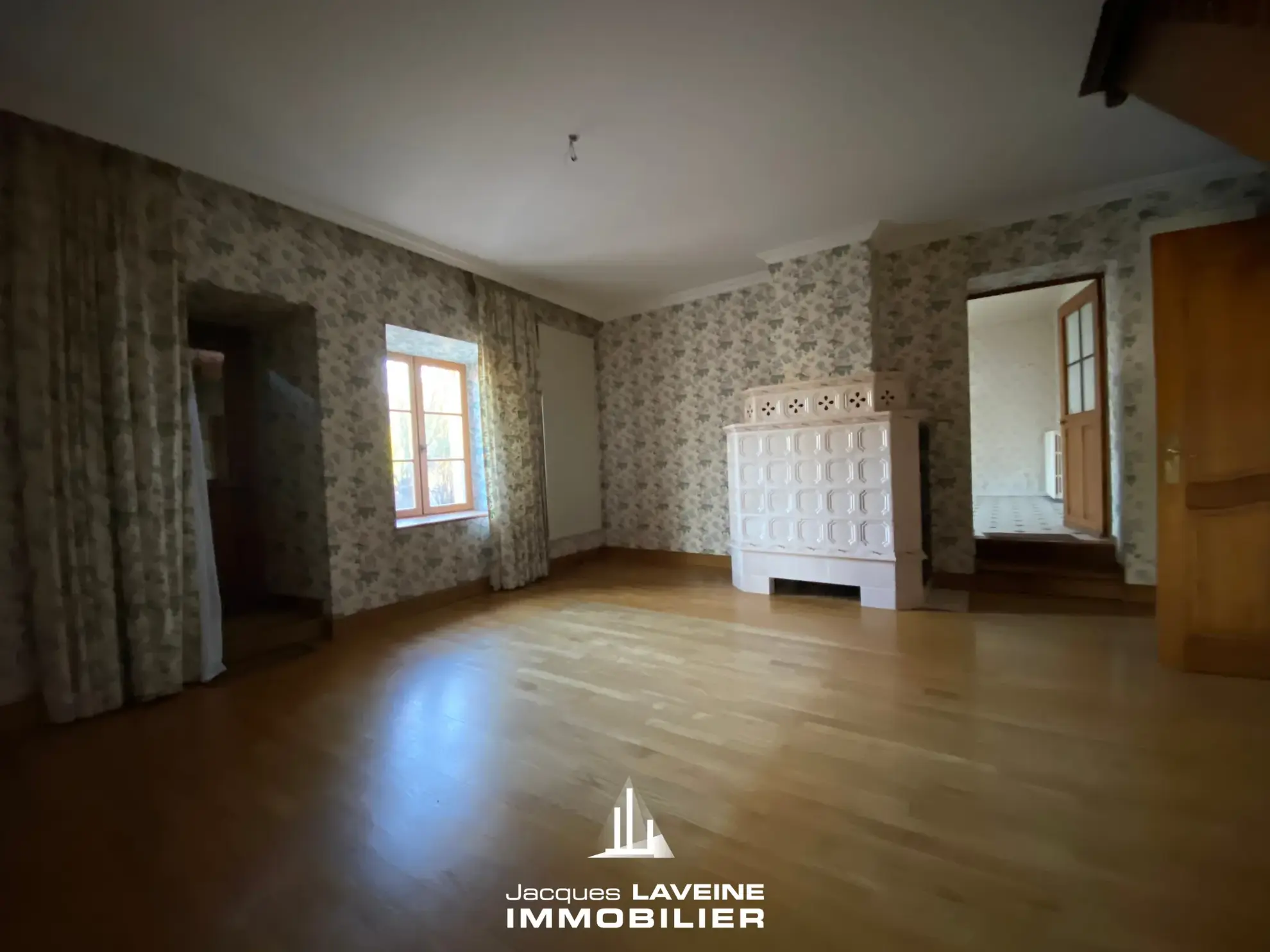Ensemble immobilier à Sorbey à 15 km de Metz avec 2 maisons, 9 pièces et garages 