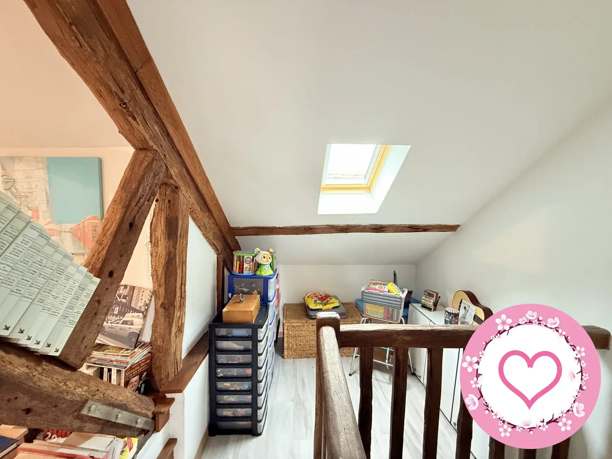 Maison à Dampierre-en-Burly avec 3 chambres, pièce lumineuse et jardin - Investissement ou résidence paisible 