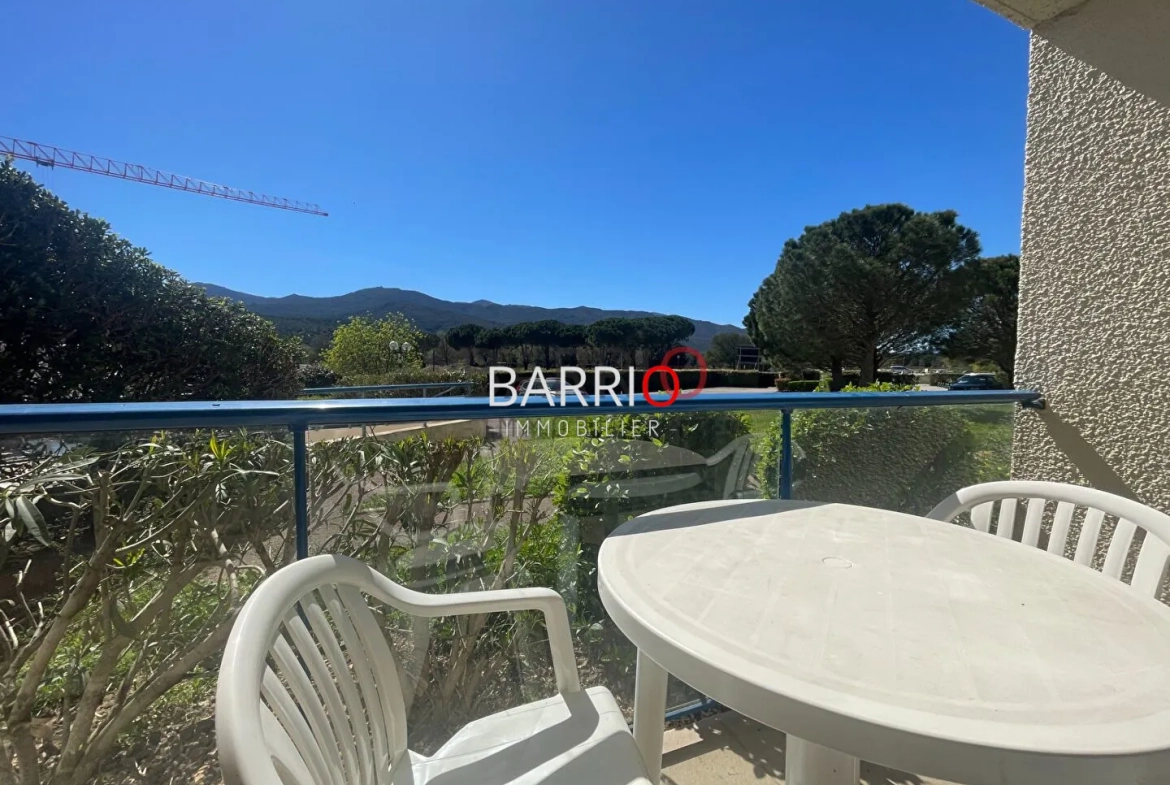 Appartement en port d'Argelès-sur-Mer avec vue, piscine et parking sécurisé 